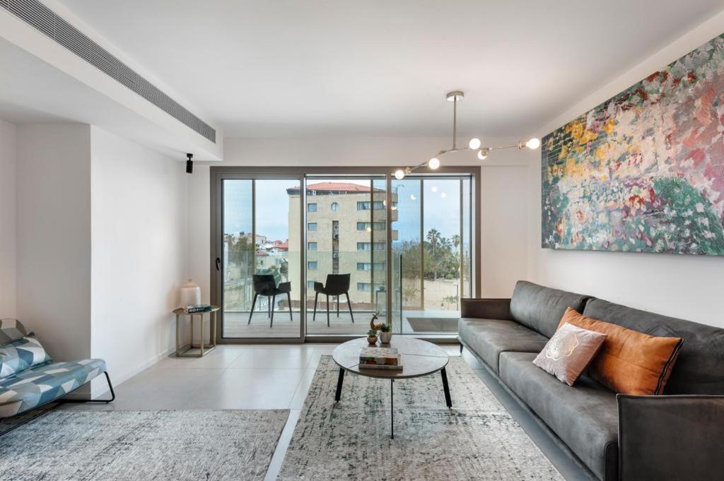 Yefet - By Beach Apartments Tlv Tel Aviv Exteriör bild